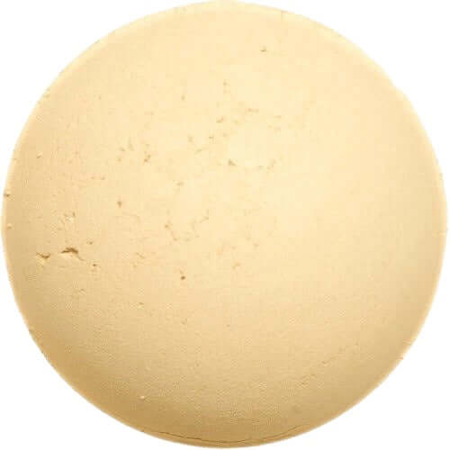 Natural organic mineral foundation in a light beige shade for warm undertones, ideal for a flawless makeup look.